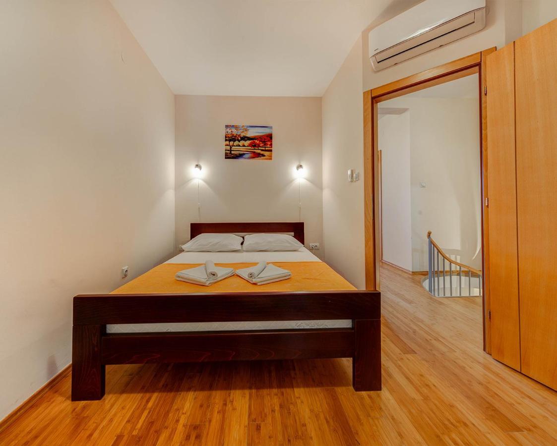 Port Adria Apartments Каменари Екстериор снимка